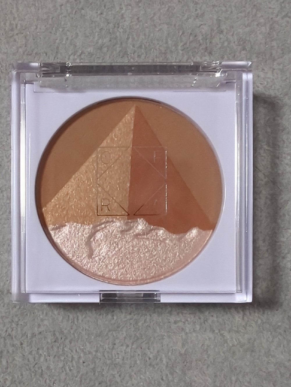 NIB OFRA Cosmetics 3D Pyramid - Egyptian Clay Bronzer